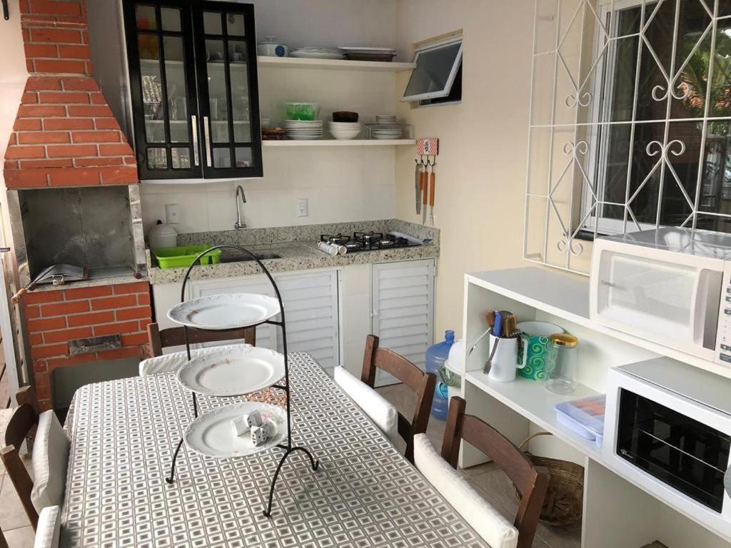 Casa Da Arvore Rua Pescada Amarela Bombinhas Buitenkant foto